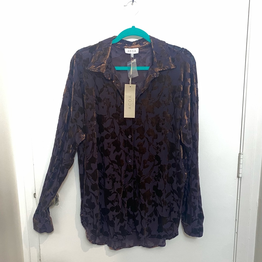 NWT Acoa Velvet and Sheer Long sleeve Blouse